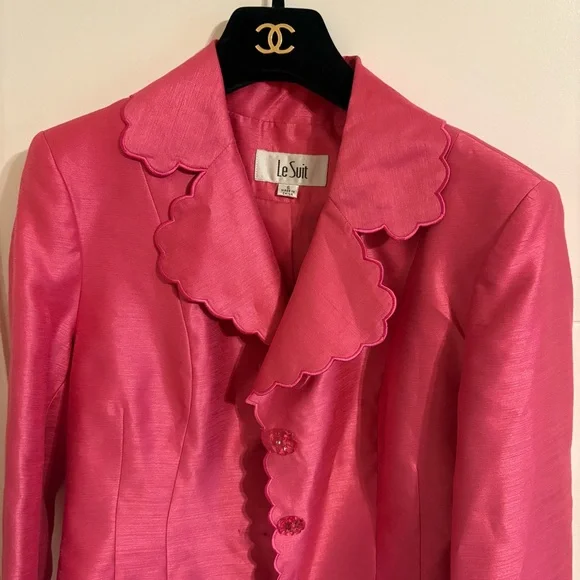 VTG Barbie Scalloped Satin Blazer 💕 - Picture 2 of 5